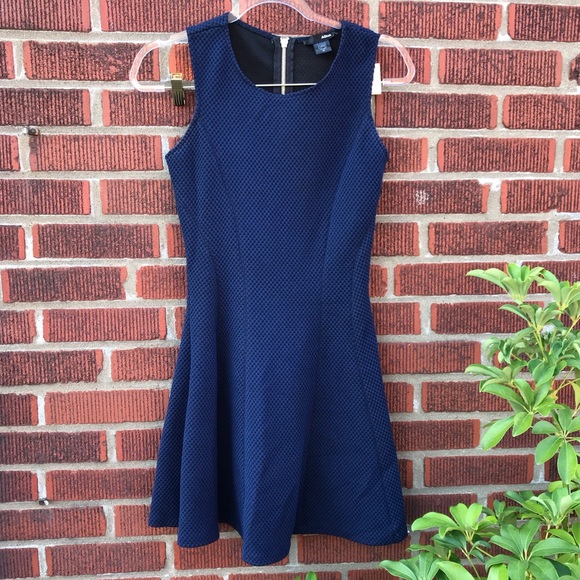Aqua Fit and Flare Sleeveless Dress Size Medium - Picture 6 of 6